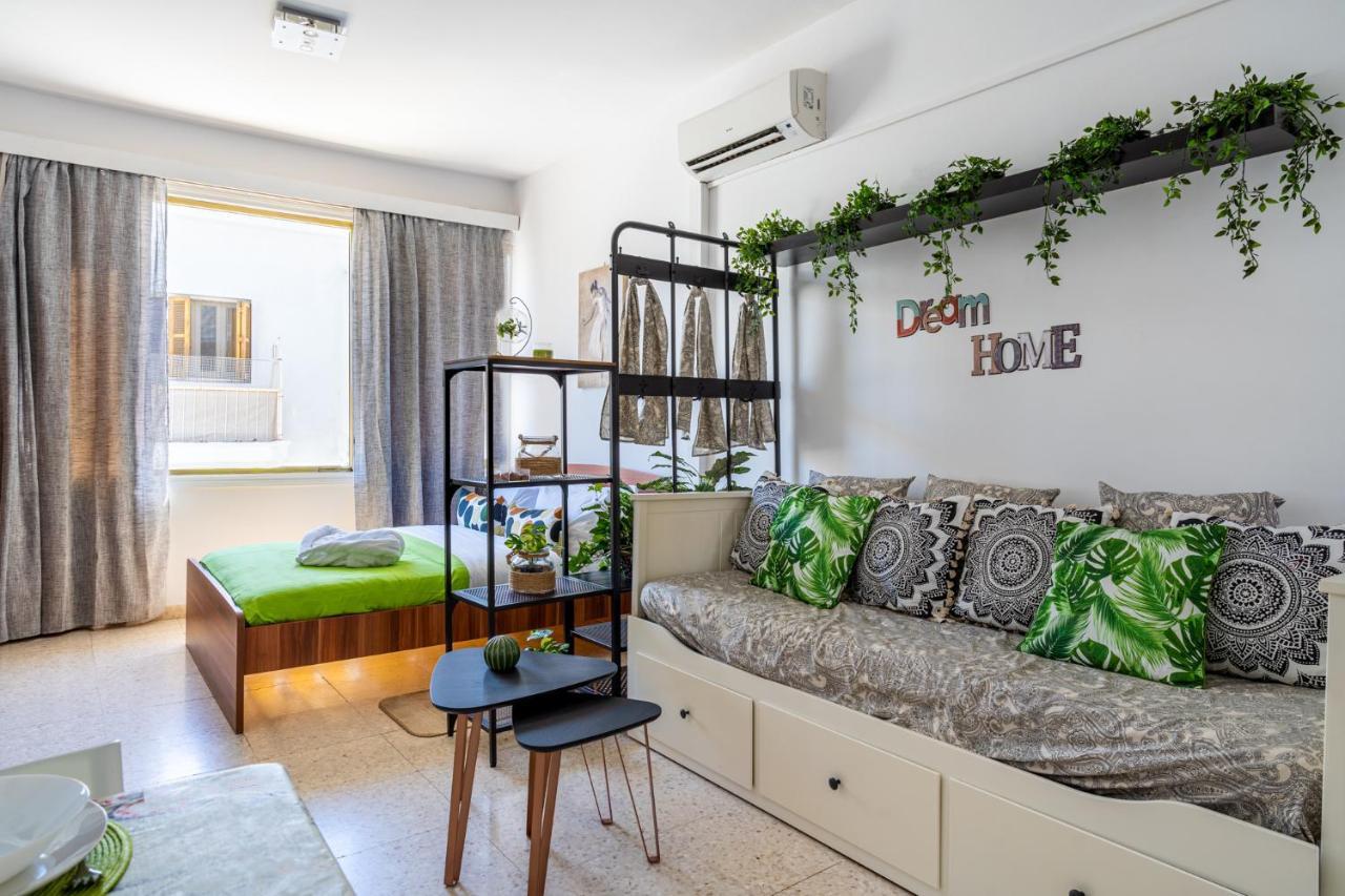 Oasis - Cozy Studio In Larnaka Exterior foto
